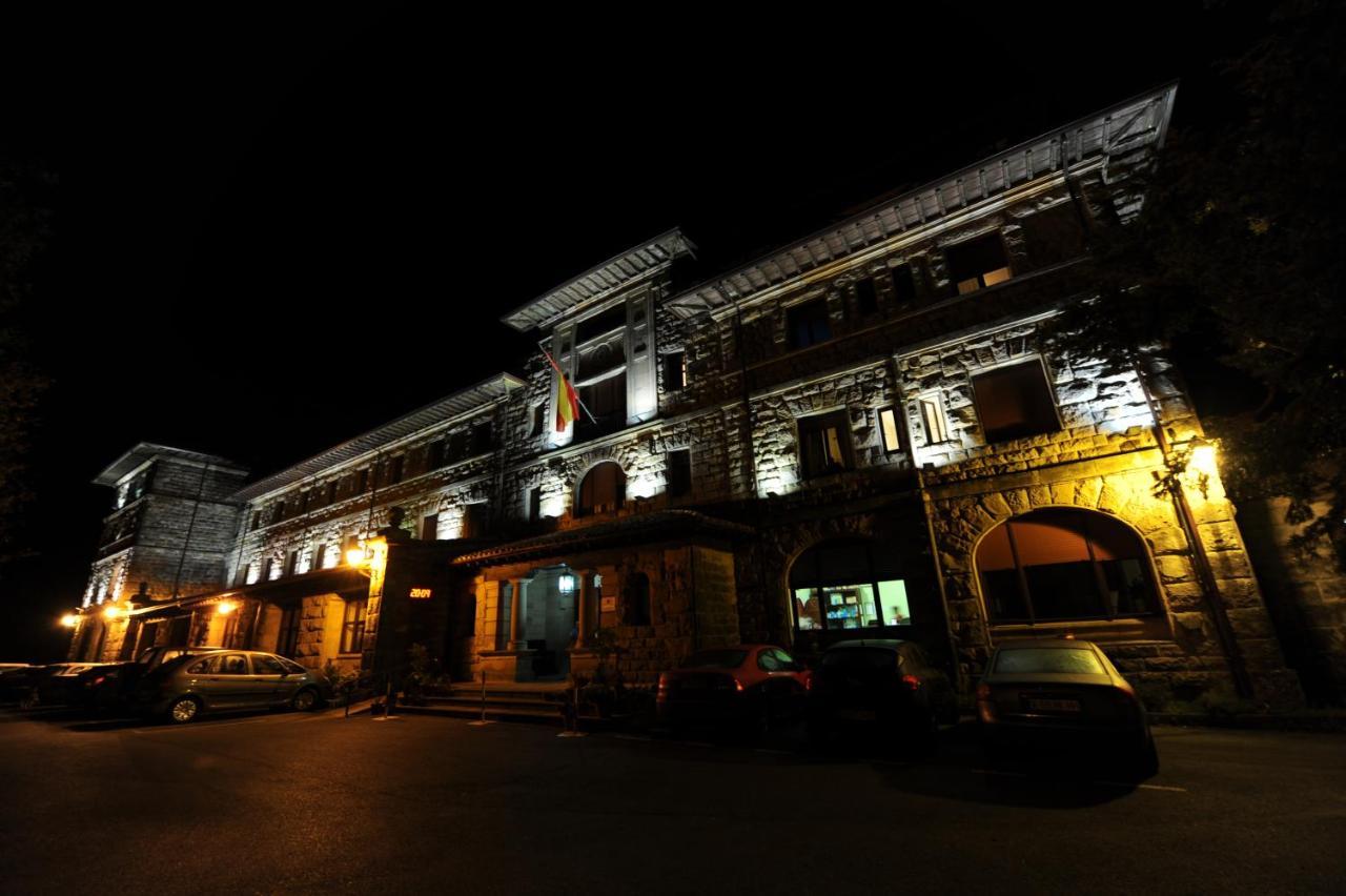 Hotel Balneario De Corconte Cabanas de Virtus Exteriér fotografie